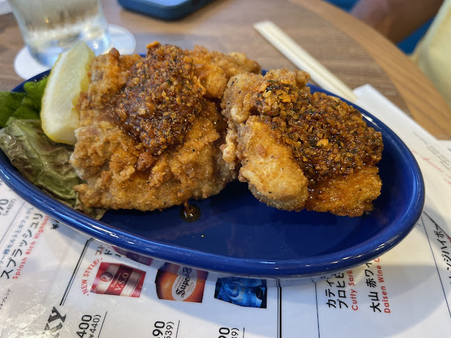 〒390-0811 長野県松本市中央１丁目３−４ ちくま工芸ビル 1階