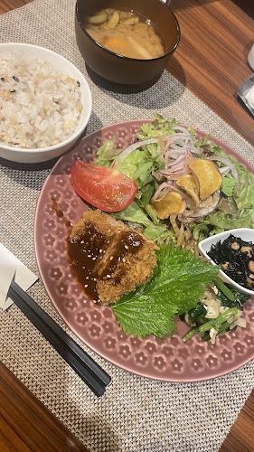 〒467-0806 愛知県名古屋市瑞穂区瑞穂通１丁目１８−２