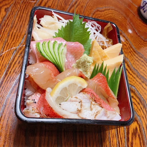 すしの寿々丸 - 伊東市