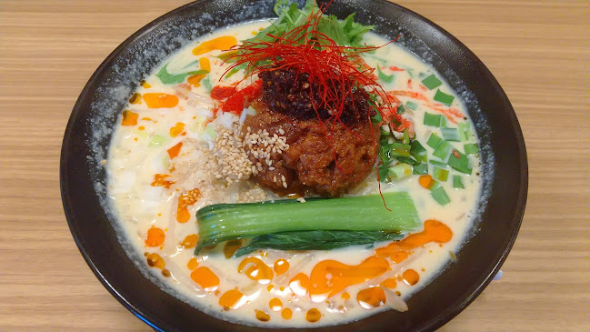 〒031-0004 青森県八戸市南類家２丁目２５