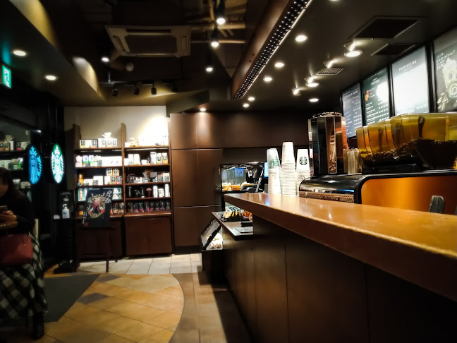 〒103-0022 東京都中央区日本橋室町１丁目７−１ スルガビル 1F