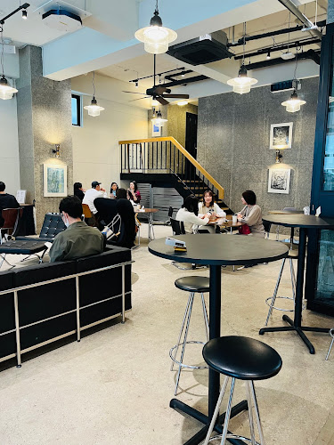 Opinii despre ROJU NAKAMEGURO în 目黒区 - 飲食業