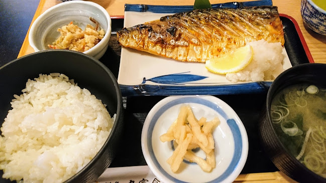 丸富食堂 池袋東口店 - 飲食業