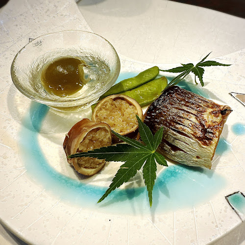 〒445-0872 愛知県西尾市矢曽根町蓮雲寺１５