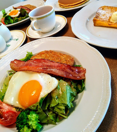 ロイヤルホスト橘通店