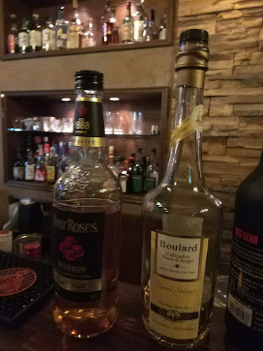 Opinii despre ショットバー メモリア în 国分寺市 - 飲食業