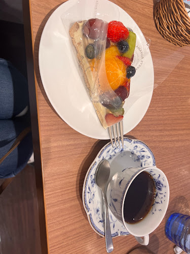 Opinii despre カフェ青山 岡山本店 în 岡山市 - 飲食業