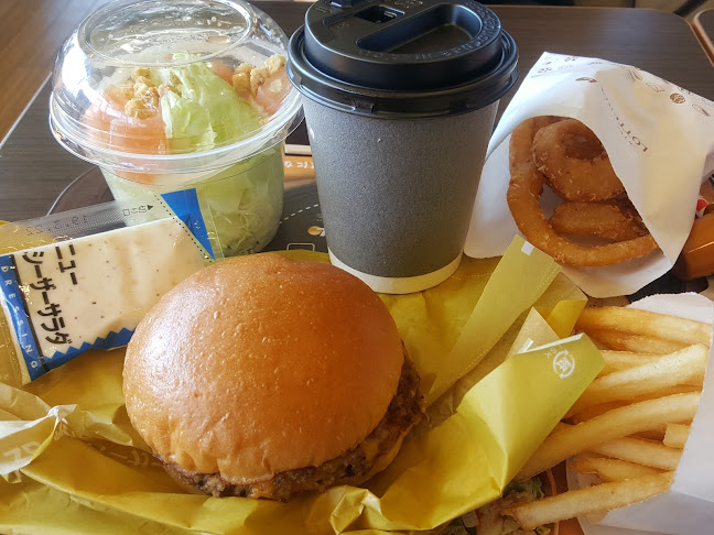 Opinii despre ロッテリア 春日井味美 în 春日井市 - 飲食業