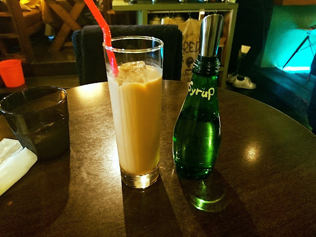 cafe bar WIRED 塚口店 - 飲食業