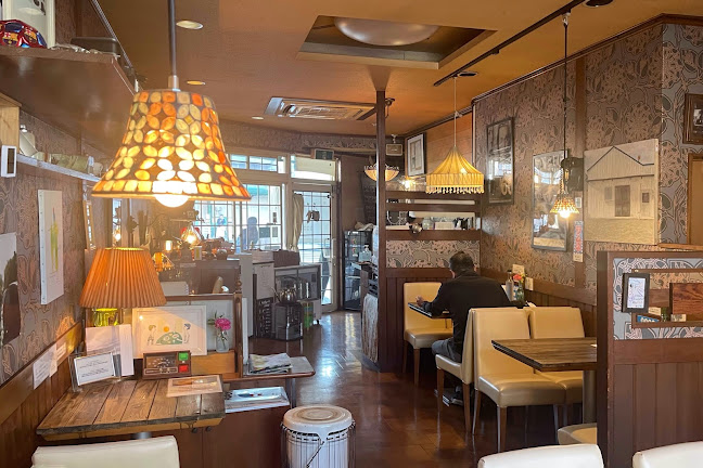 〒652-0014 兵庫県神戸市兵庫区下三条町８−１４ 1F