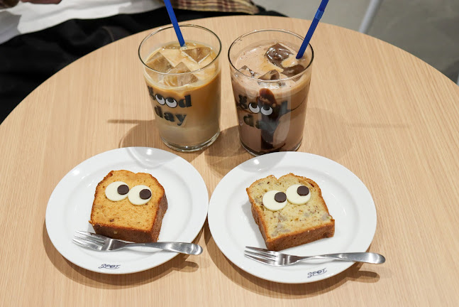 〒530-0015 大阪府大阪市北区中崎西１丁目１０−５