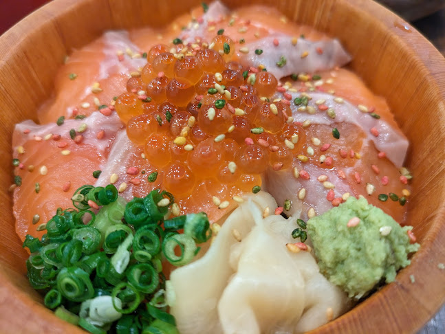 Opinii despre 魚盛り 魚っと（とっと） 姫路お溝筋店 în 姫路市 - 飲食業