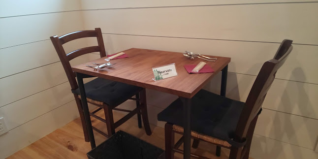 Comentarii opinii despre ラ・ジェンマ