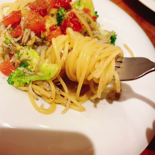 Opinii despre イタリアキッチンvenire în 大阪市 - 飲食業