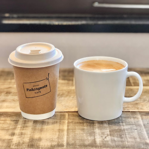 Fishingnuts CAFÉ - 飲食業