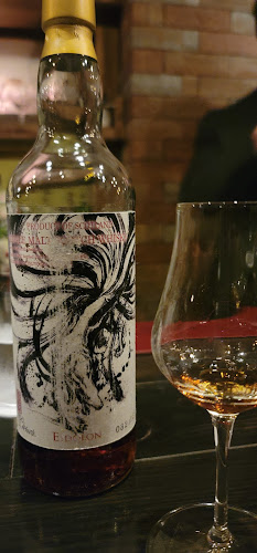 Opinii despre バー シスル în 名古屋市 - 飲食業