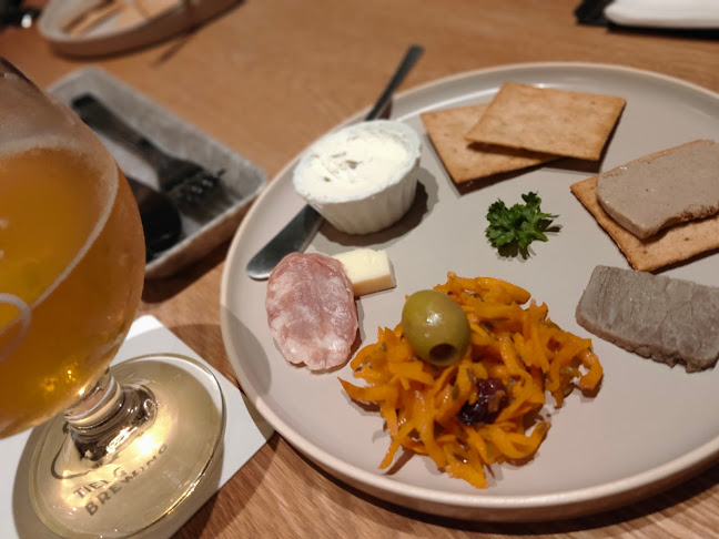 TIELS TEA & TAPS - 三島市