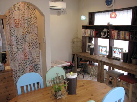 服と雑貨＆カフェ 地球館 - 東大阪市