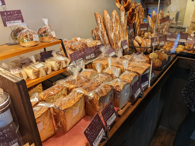 〒233-0002 神奈川県横浜市港南区上大岡西３丁目１０−１ シティパレス上大岡