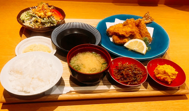 Opinii despre 美味いもん酒房 みいみ în 高槻市 - 飲食業