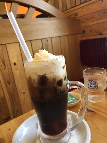 Opinii despre コメダ珈琲店 沖縄糸満店 în 糸満市 - 飲食業