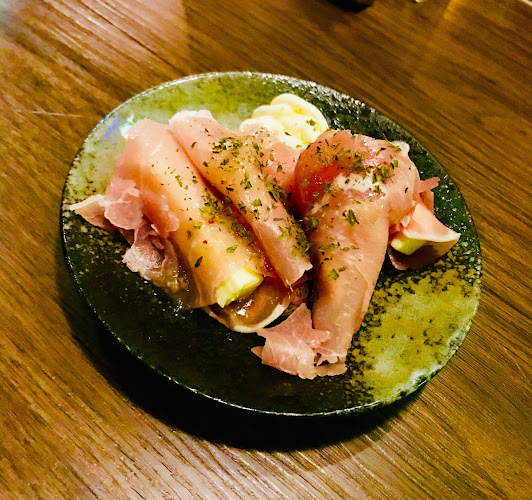 Opinii despre レトロバーレト (RETRO BAR レト) în 大阪市 - 飲食業