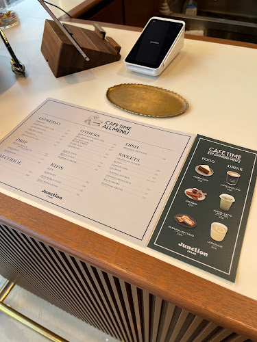 Junction STAND Cafe Bar - 世田谷区