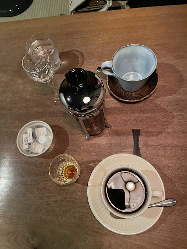 〒920-0831 石川県金沢市東山１丁目１６−５ ゴーシュ