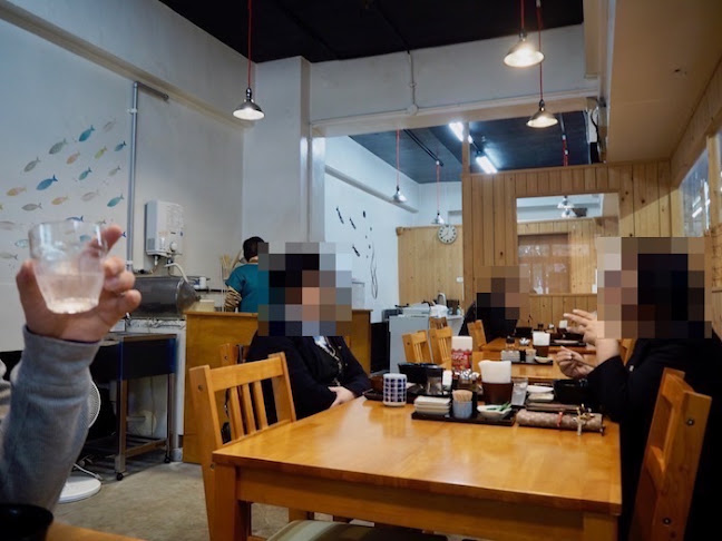 Comentarii opinii despre 岡屋生魚店