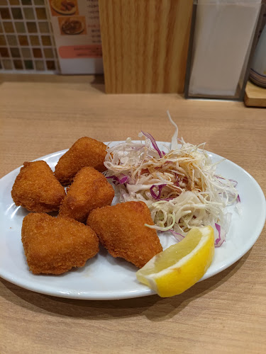 〒569-1123 大阪府高槻市芥川町１丁目７−７