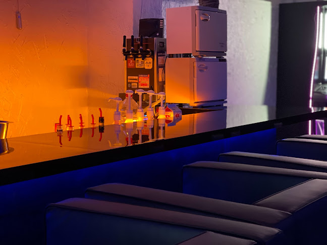 Opinii despre Bar Luminous în 長岡市 - 飲食業