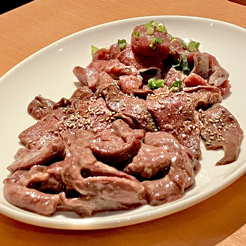 焼肉家 肉汁センター - 飲食業