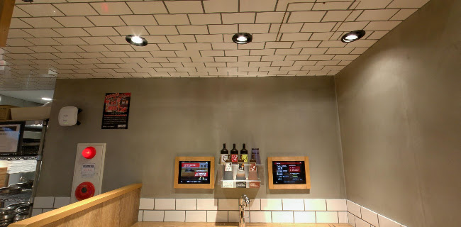 焼肉ライク 新宿西口店 - 飲食業