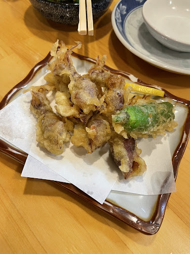 Comentarii opinii despre うんめ魚が食いてぇ 駅前漁港 本店