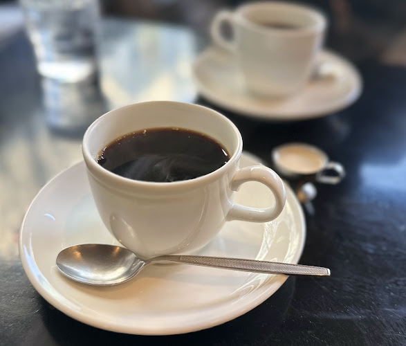 Opinii despre サクライコーヒー店 în 中央区 - 飲食業