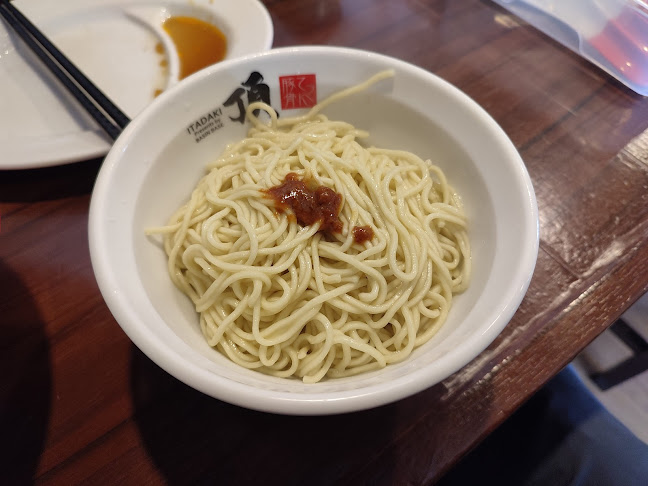 豚骨ラーメン 頂 - 飲食業