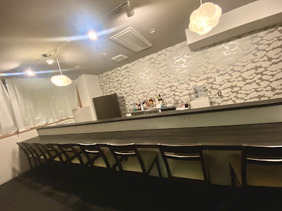 コンカフェ雲雲 concept cafe&BAR 〜yunyun〜