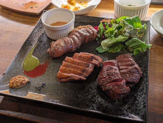 グリル ラバラボ - 飲食業