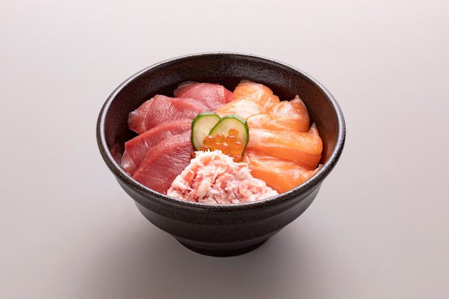 Comentarii opinii despre きときと寿し富山駅店 とやマルシェのれん横丁