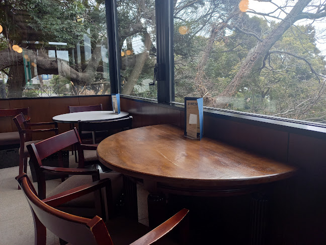 Opinii despre カフェ エリスマン în 横浜市 - 飲食業