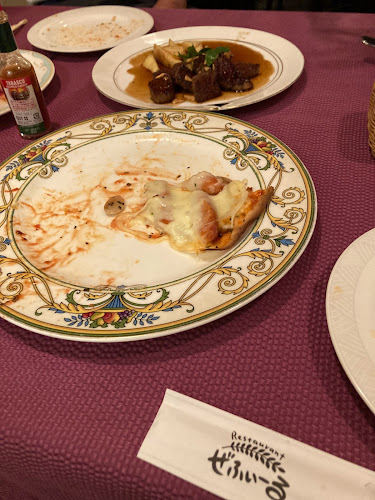 Opinii despre ぜふぃーる în 富山市 - 飲食業