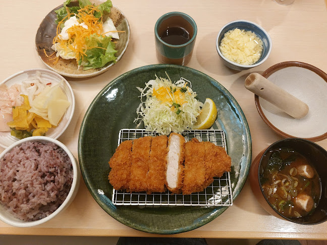 Comentarii opinii despre かつ銀 富士青島店