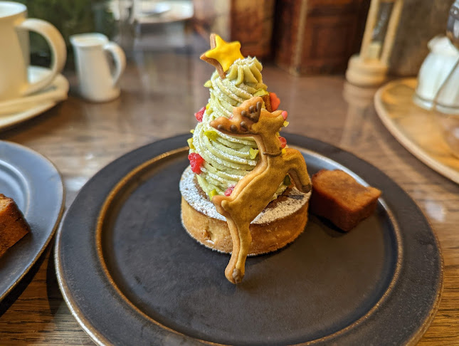 Opinii despre ドットカフェ în 大阪市 - 飲食業