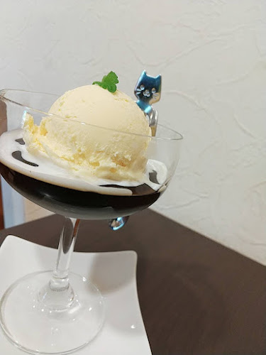 カフェ音（おん） - 飲食業