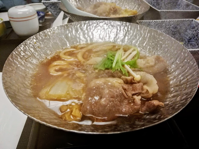 Opinii despre すし丸 本店 în 松山市 - 飲食業