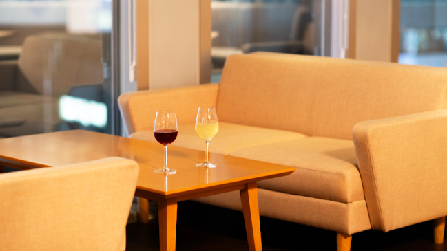 24/7 café apartment 池袋