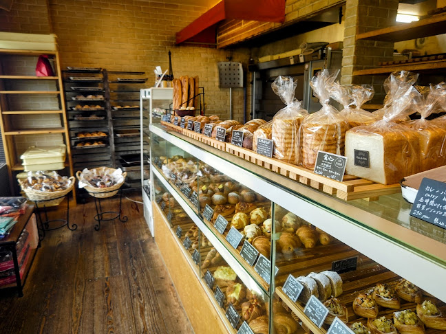 〒905-0009 沖縄県名護市宇茂佐の森４丁目２−１１