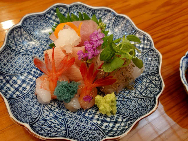 割烹 松由 - 飲食業