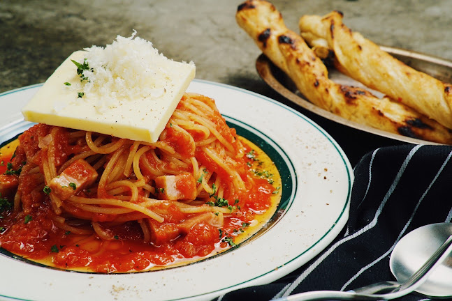 オイスターバー＆魚イタリアン 京橋ロビン