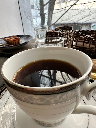 〒794-0015 愛媛県今治市常盤町２丁目３−１